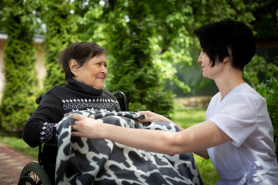 Пансионат для пожилых Дубки